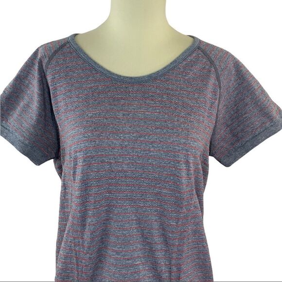 ATHLETA striped gathered front short sleeve top size XL - Picture 2 of 8